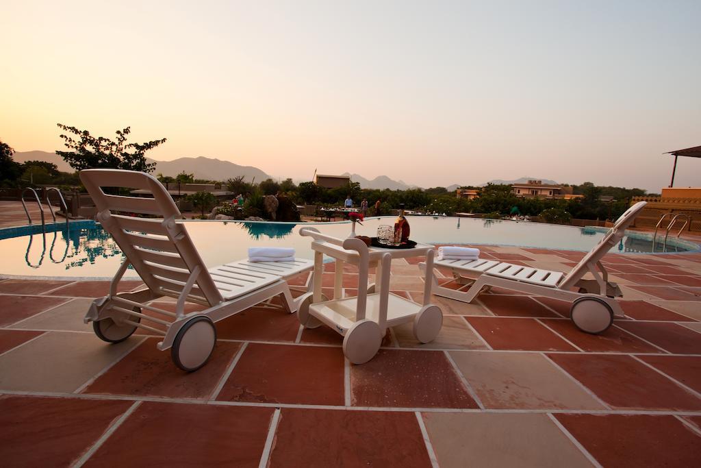 Araliayas Resort & Spa Udaipur Exterior photo